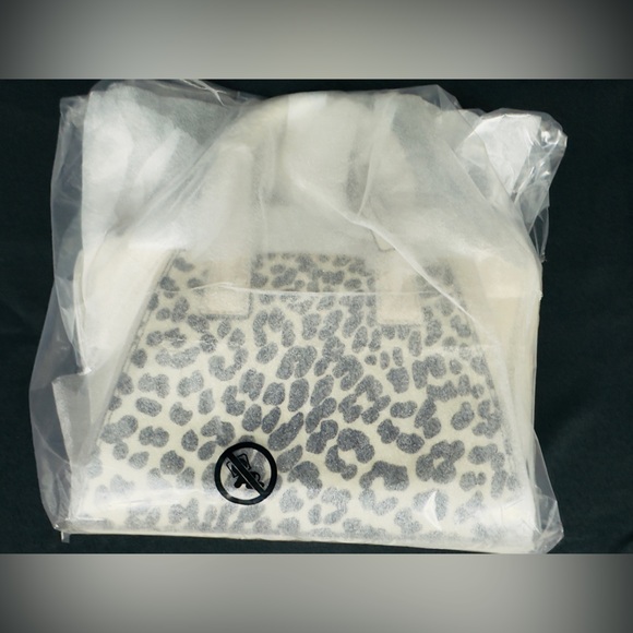 Michael Kors Avril Extra-Small Cheetah Print Calf Hair and Leather Satchel. NWT - Picture 5 of 9